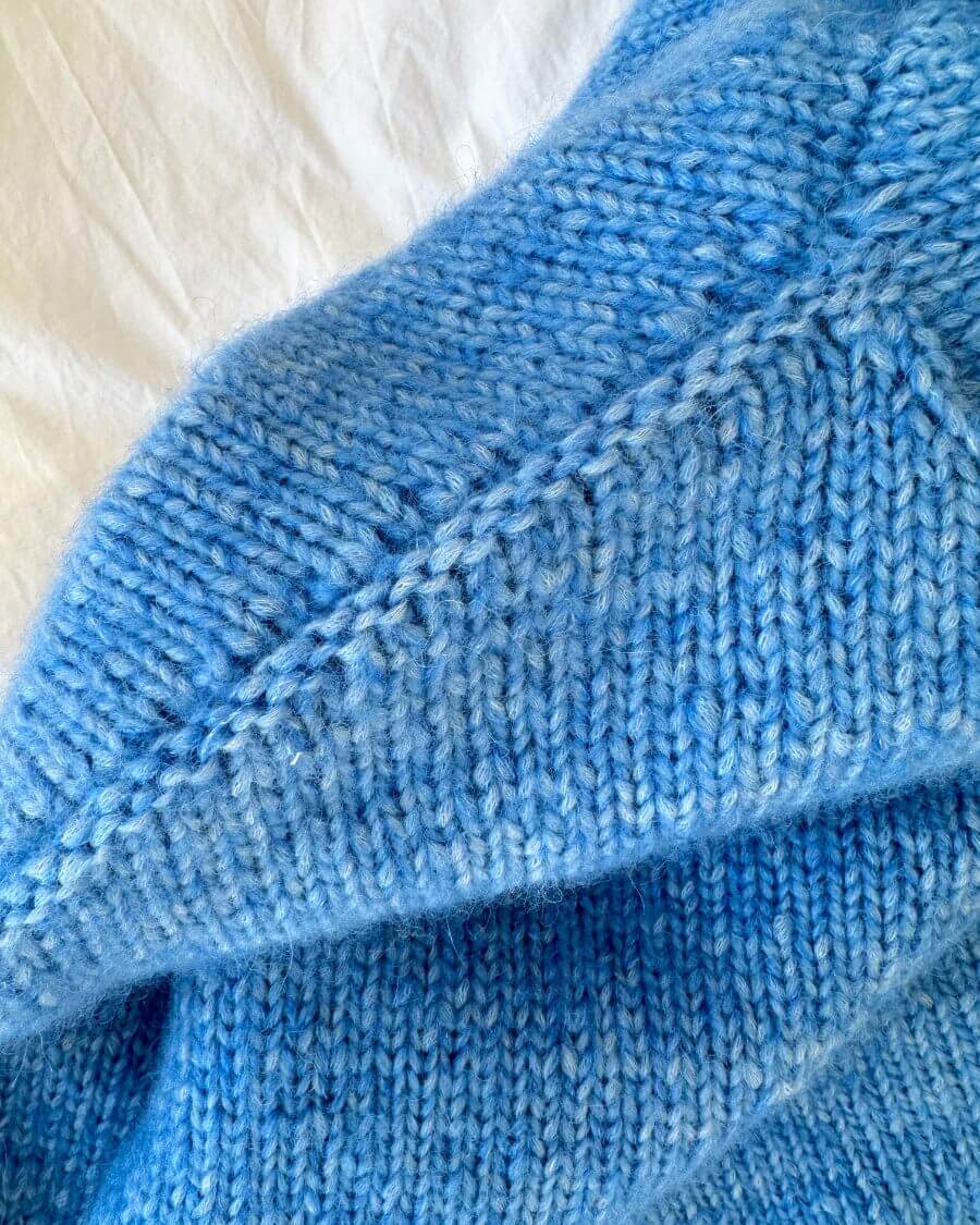 Cloud Sweater Junior - Image 8