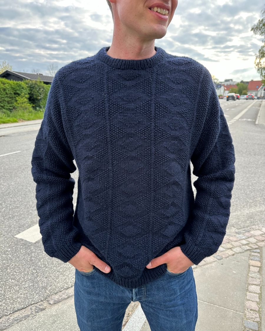 Esther Sweater Man - Image 4