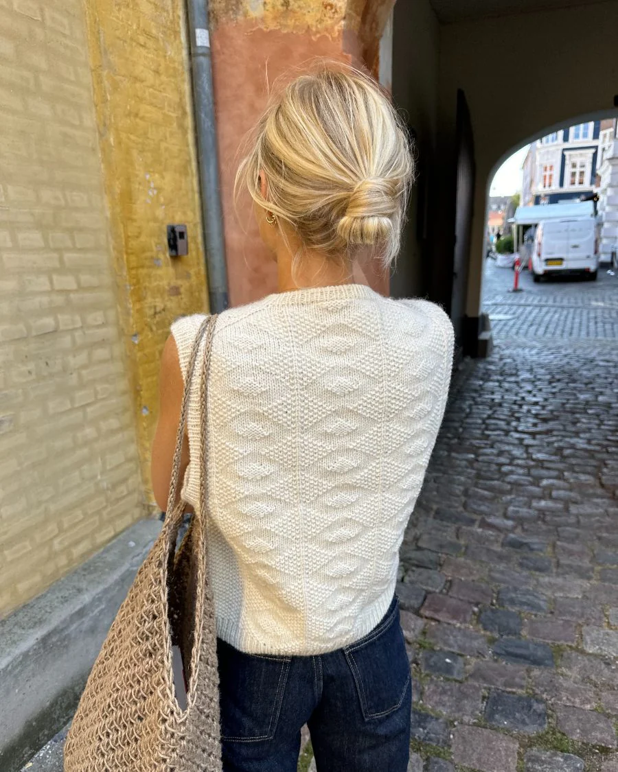 Esther Vest - Image 3