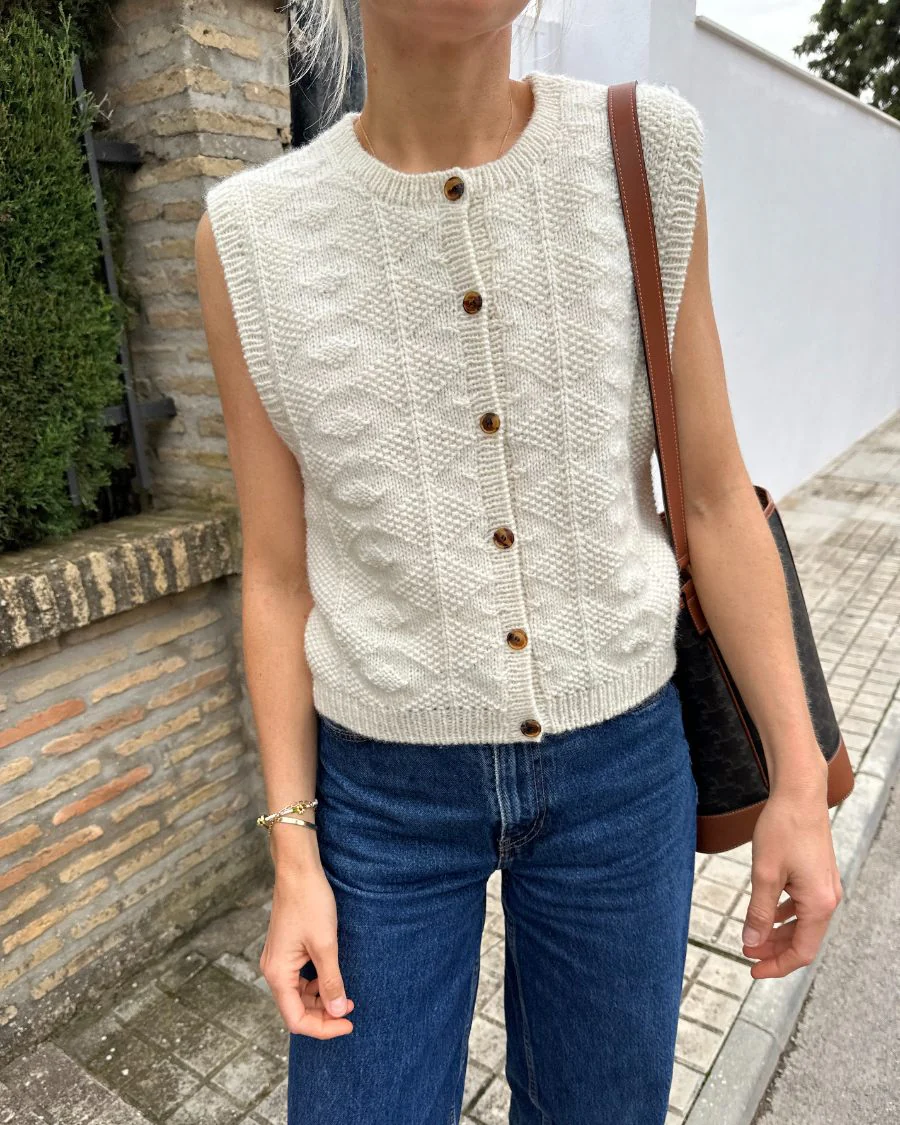 Esther Vest - Image 5