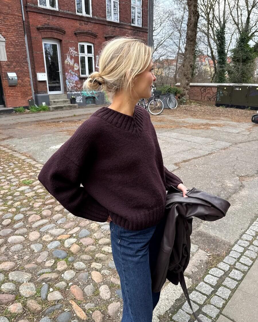 Hannah Sweater V-neck - Image 5
