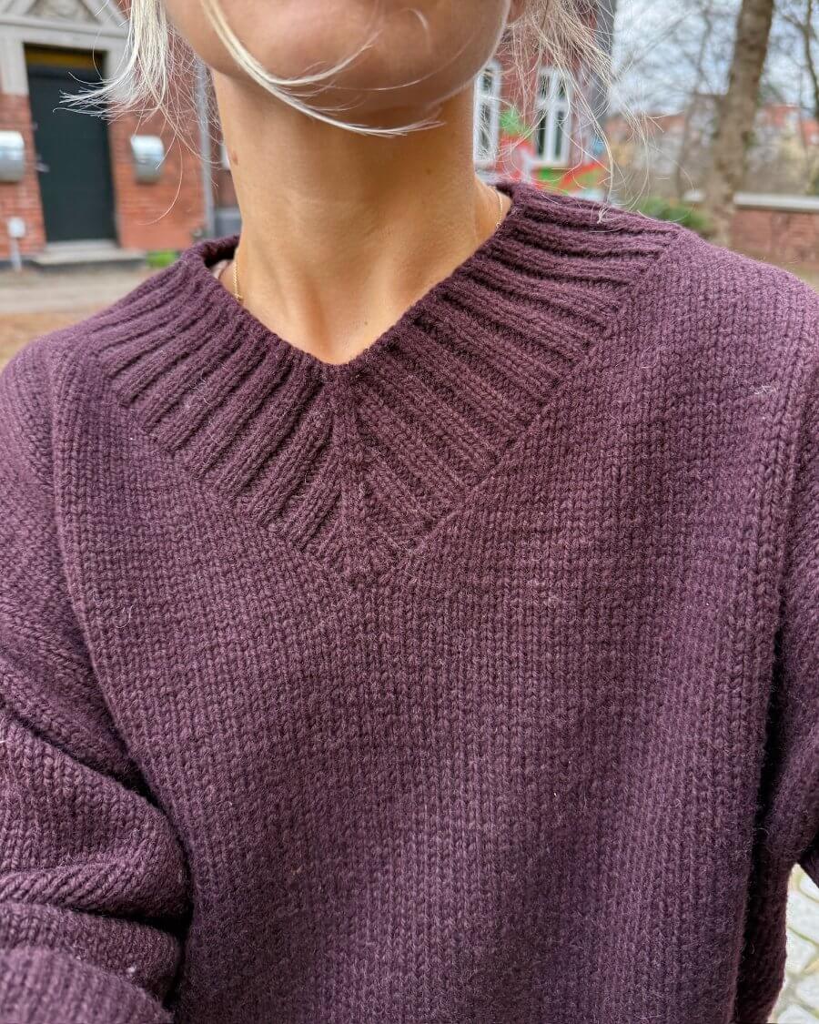 Hannah Sweater V-neck - Image 7