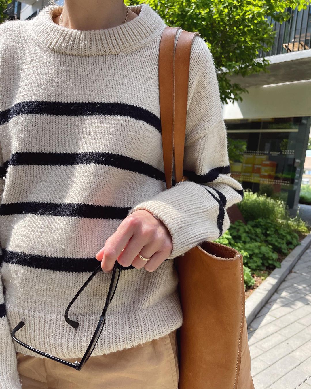 Marseille Sweater - Image 3