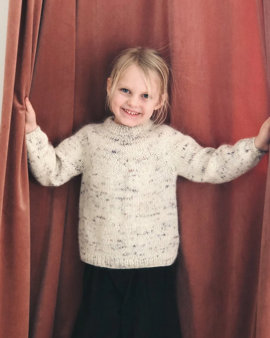 Novice Sweater Junior - Image 4
