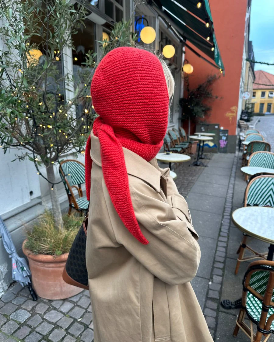 Sophie Hood - Image 4