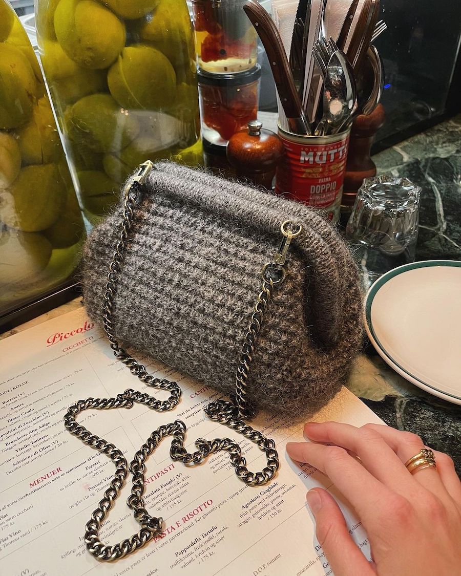 Winter Clutch - Image 4
